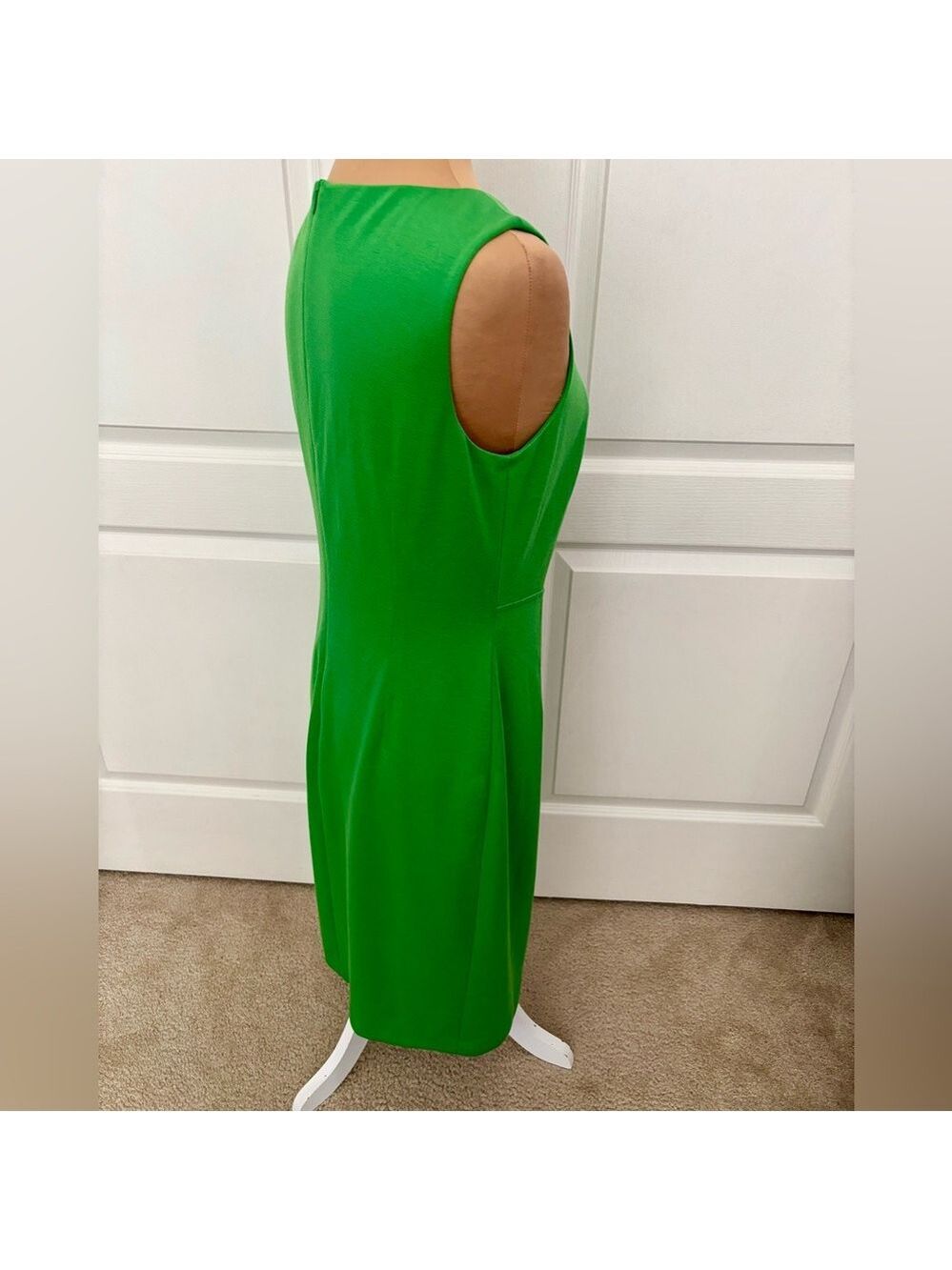 David Meister Emerald Green Sheath Dress | Size 8 | Elegant & Flattering Fit - Picture 6 of 10